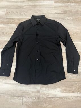 Men's Banana Republic Black Long-Sleeve Button-Down Dress Shirt - Athletic Fit